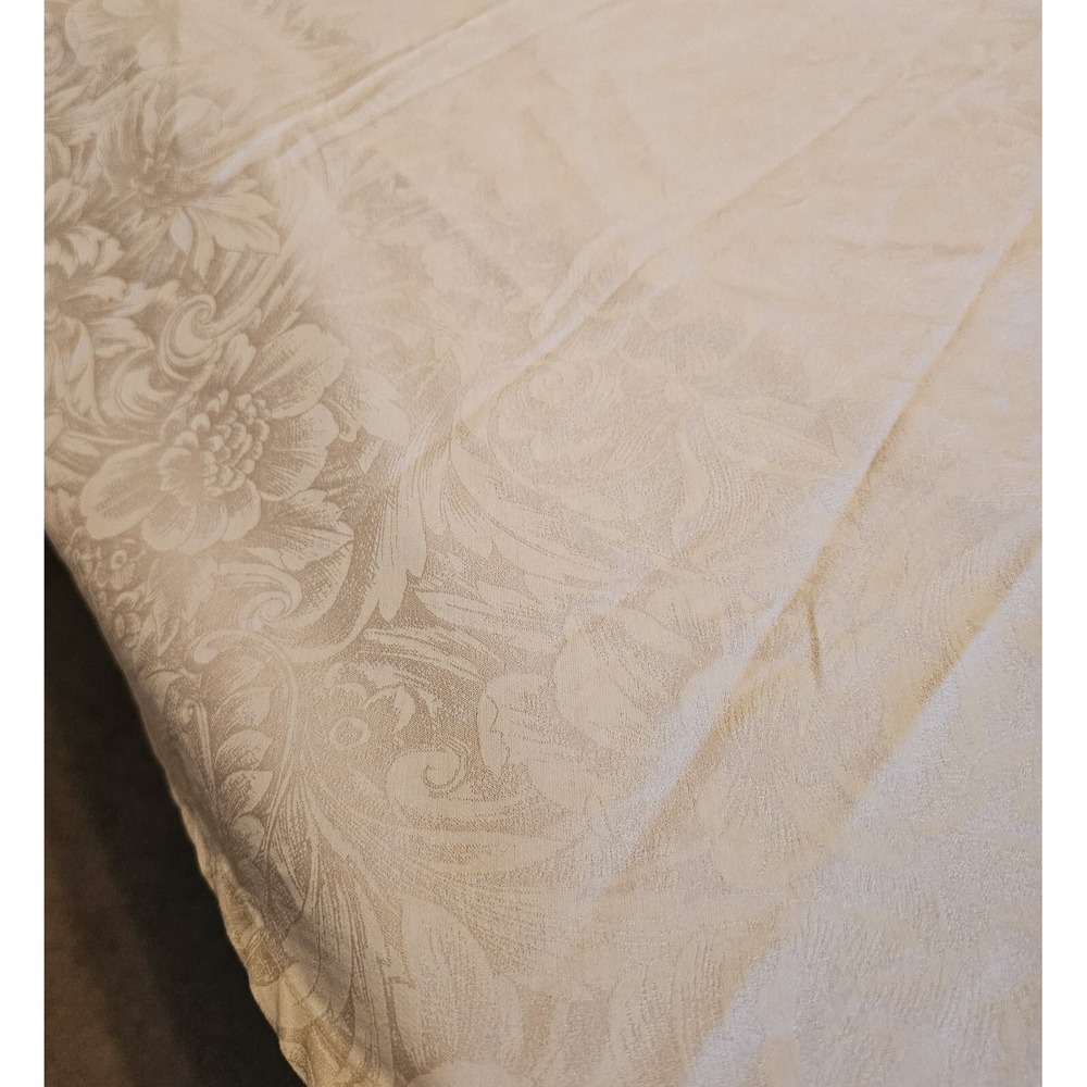 WATERFORD Ivory Floral Tablecloth Round 70"  Wedding, Holiday, Elegant